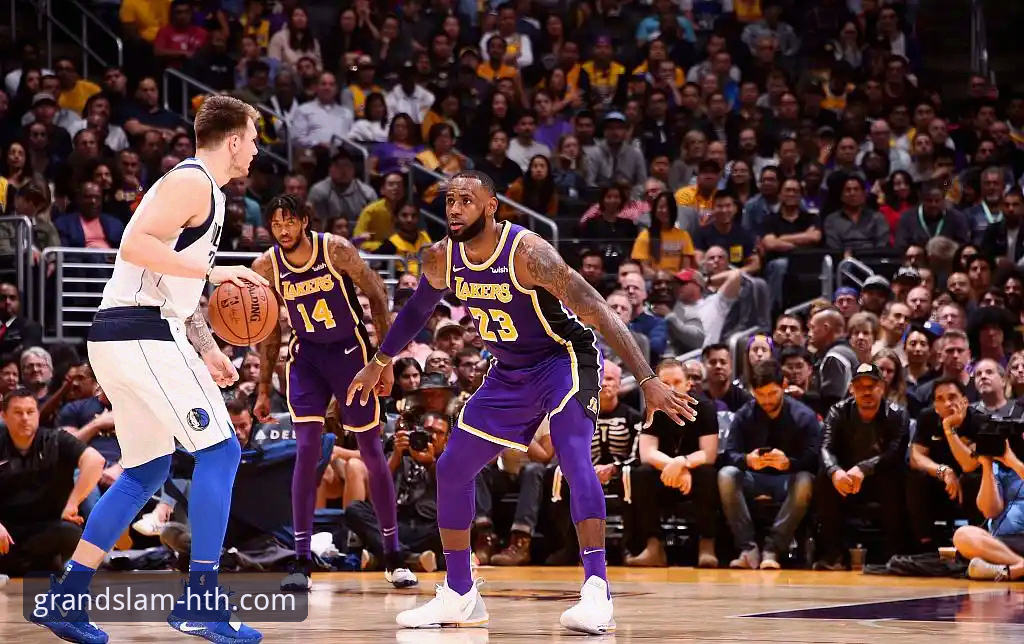 华体会安卓版下载安卓版 如何通过华体会体育平台深度解析一场NBA对攻大战:湖人vs步行者案例分析教程